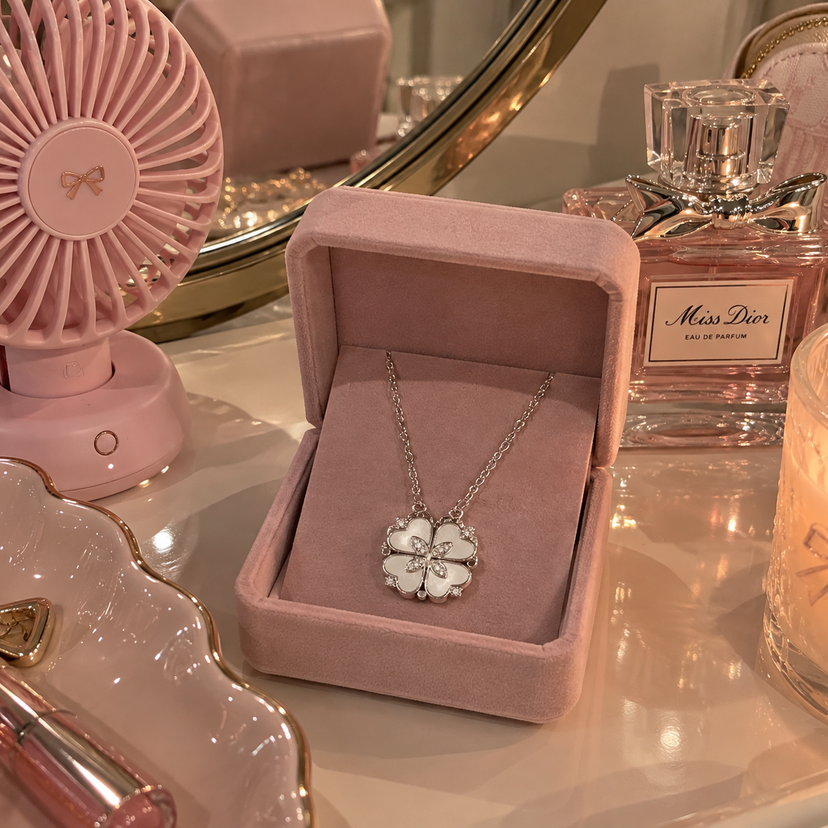 The Seraphina Clover Necklace