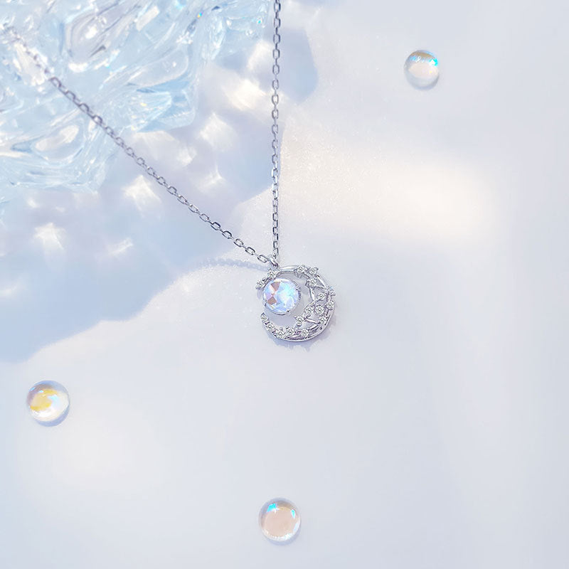 The Luna Necklace